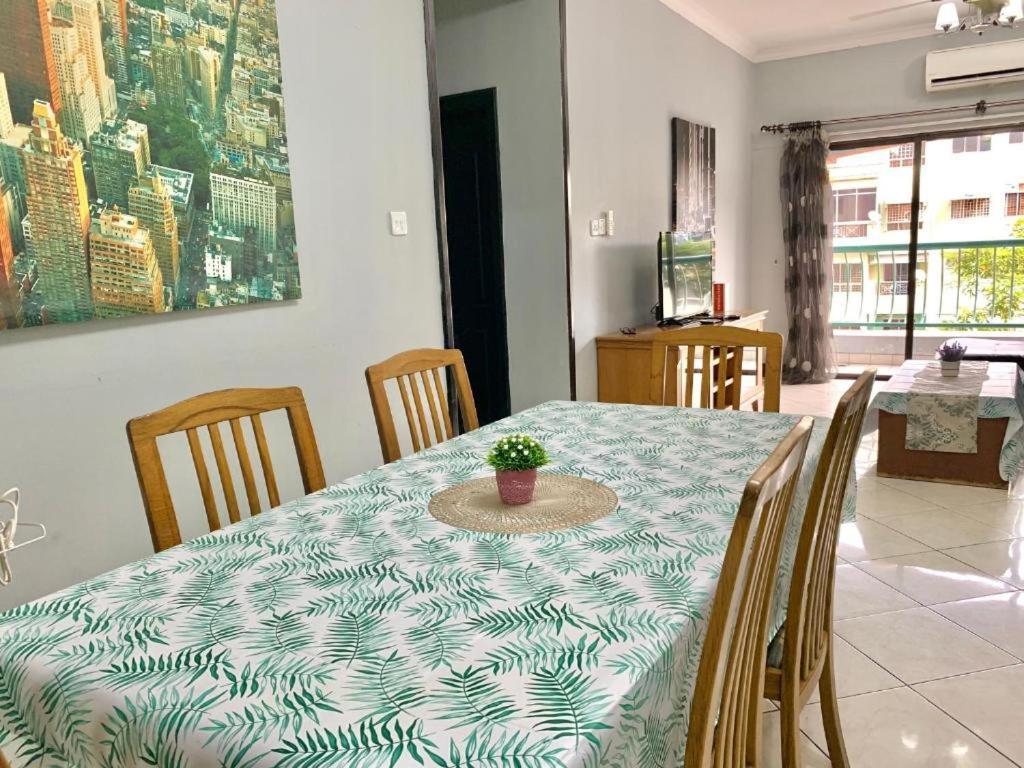 Marina Court Vacation Home 3 Bedrooms - Κότα Κιναμπαλού Εξωτερικό φωτογραφία