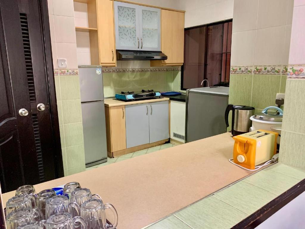 Marina Court Vacation Home 3 Bedrooms - Κότα Κιναμπαλού Εξωτερικό φωτογραφία