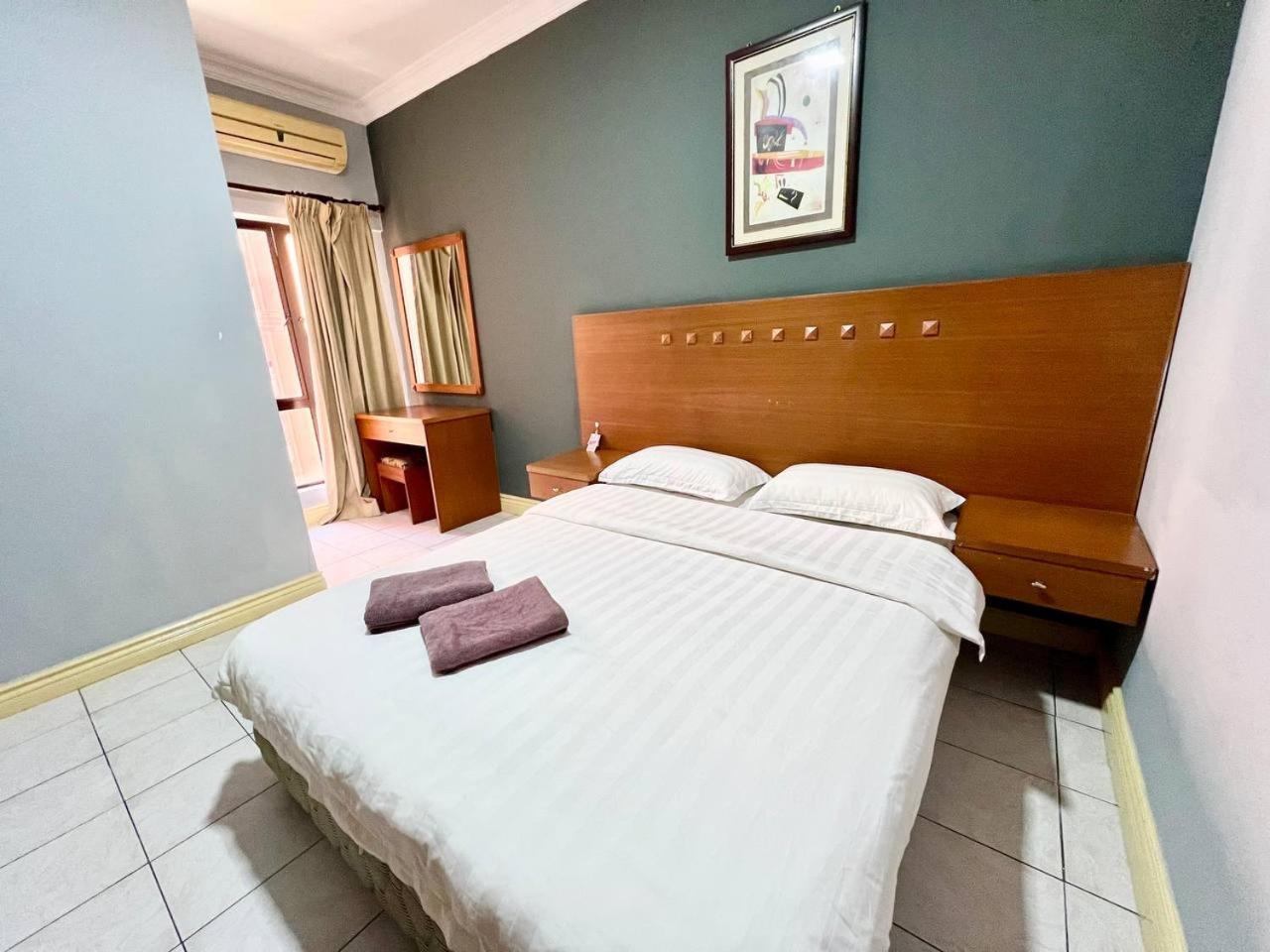 Marina Court Vacation Home 3 Bedrooms - Κότα Κιναμπαλού Εξωτερικό φωτογραφία
