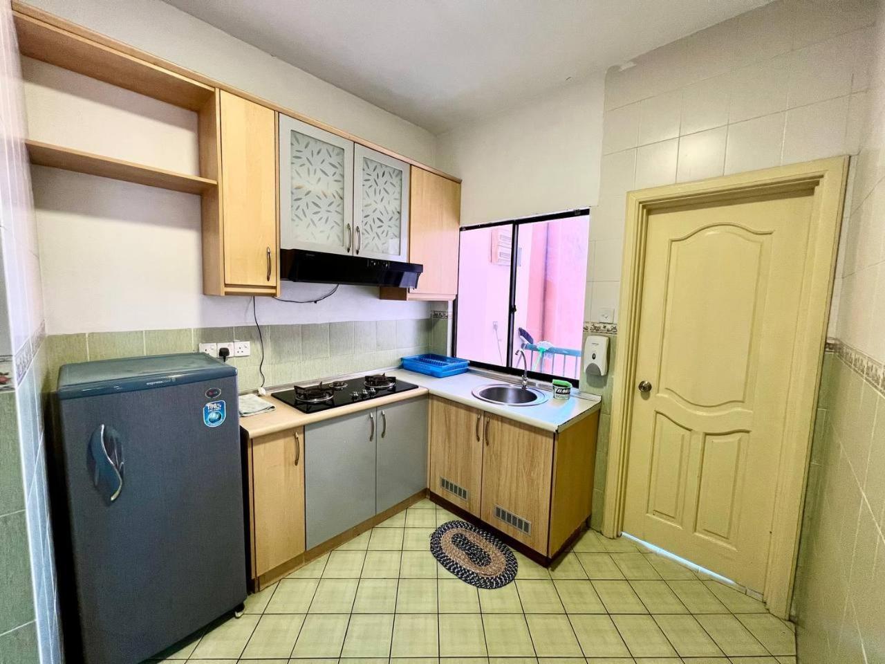 Marina Court Vacation Home 3 Bedrooms - Κότα Κιναμπαλού Εξωτερικό φωτογραφία